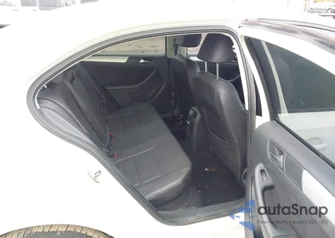 2012 Volkswagen Jetta 2.0L Tdi z USA, uszkodzony, nr VIN 3VW3L7AJ4CM089655